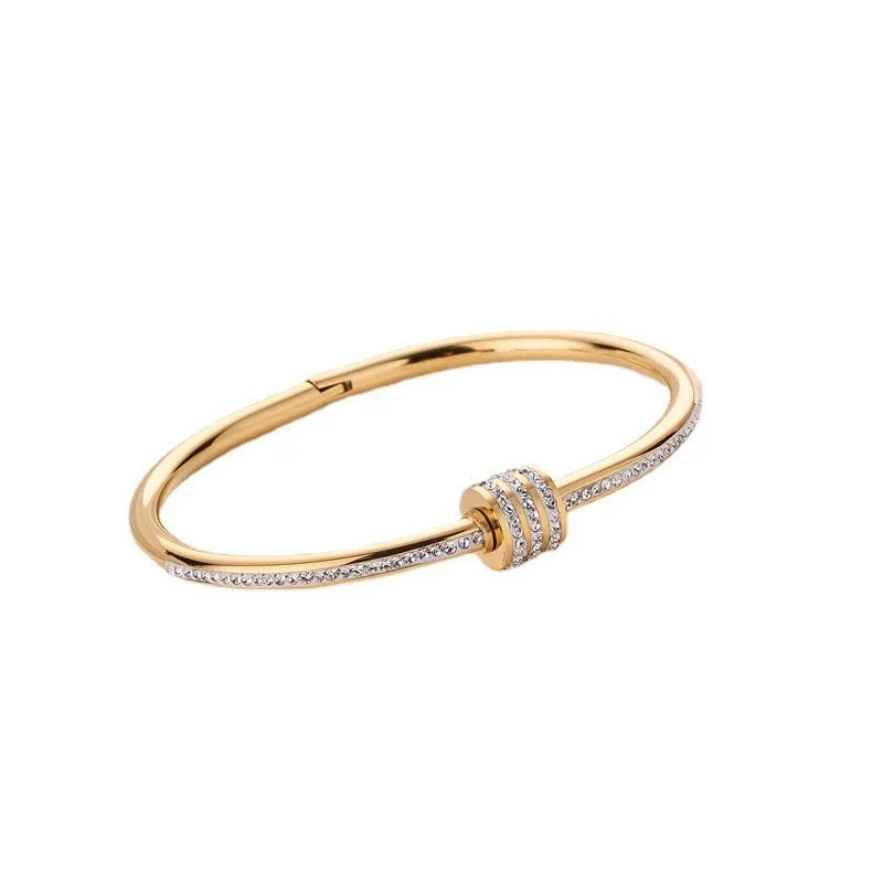 Shanna ~ Bracelet en acier inoxydable